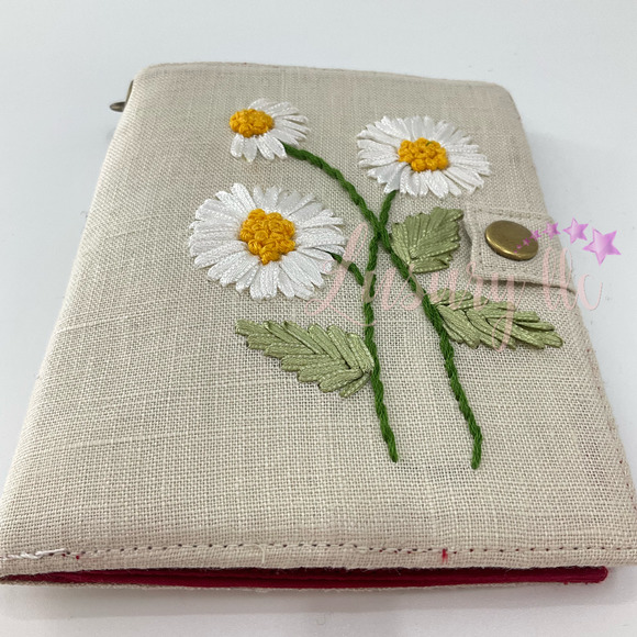 Daisy Embroidery Passport Wallet, Birthday Gift, Versatile Washable, White/Tan - Picture 2 of 13